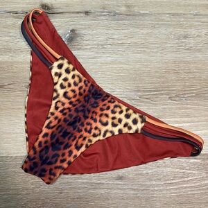 Niyama Sol Leopard Bikini Bottom - Medium